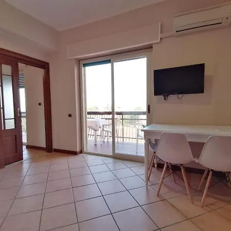 Lamezia Airport Appartment. Appartamento *