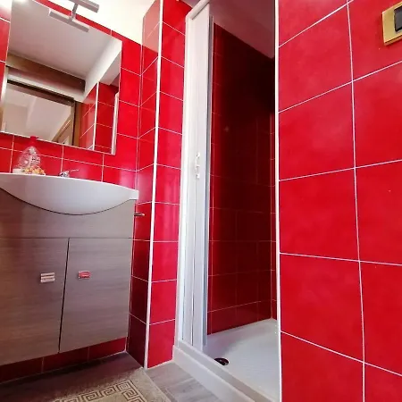 Lamezia Airport Appartment. * 산테우페미아 라메지아