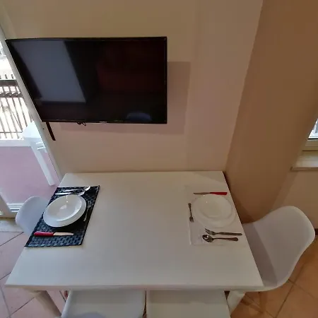 Lamezia Airport Appartment. * 산테우페미아 라메지아